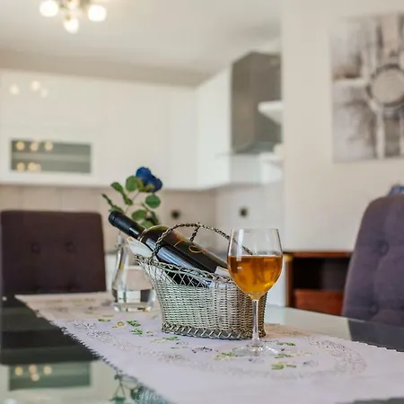 Dilber Apartment *